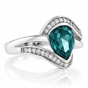 Anillo de Alejandrita en Plata Fina de Ley