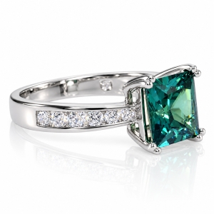 Anillo de Alejandrita en Plata de Ley