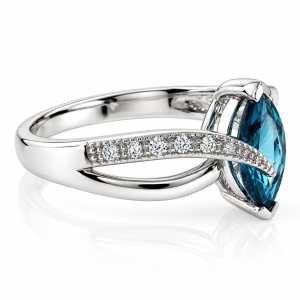 Anillo de Plata Fina con Alejandrita Bicolor ( Azul/Verde )