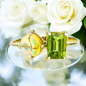 Anillo de Oro Amarillo 14K Opalo Con Peridoto Genuino