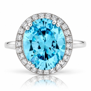 Anillo Hermoso de Topacio Azul en Plata de Ley .925