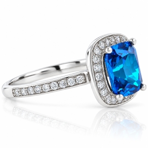 Anillo Hermoso de Topacio en Plata de Ley .925