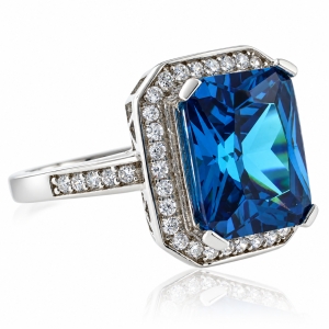 Anillo de Plata Fina .925 con Topacio Azul
