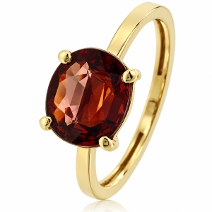 Hermoso Anillo de Granate Genuina en Oro de 14K