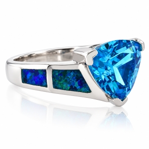Anillo de Topacio Azul con Ópalo Australiano en Plata Fina .925