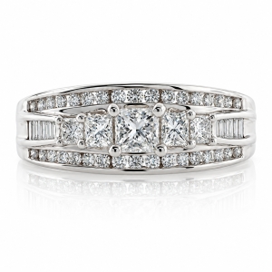 Anillo de Compromiso con Diamantes en Oro Blanco 18k