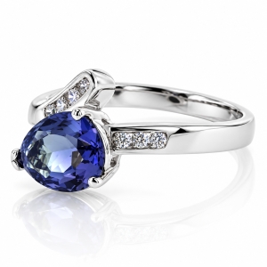 Anillo de Alejandrita Azul a Verde en Plata