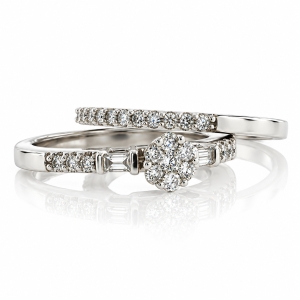 Anillo de Compromiso en Oro Blanco de 14K y Diamantes