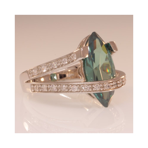 Anillo de Plata .925 con Alejandrita