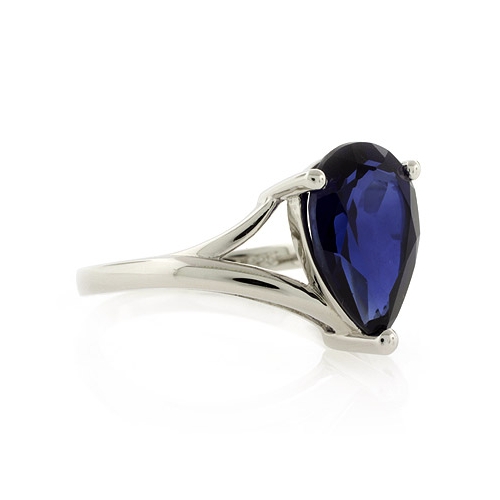 Anillo de Zafiro Azul en Corte de Pera