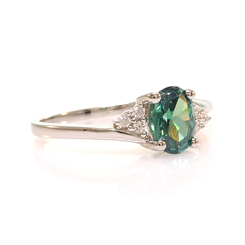 Anillo de Alejandrita Bicolor en Plata de Ley .925