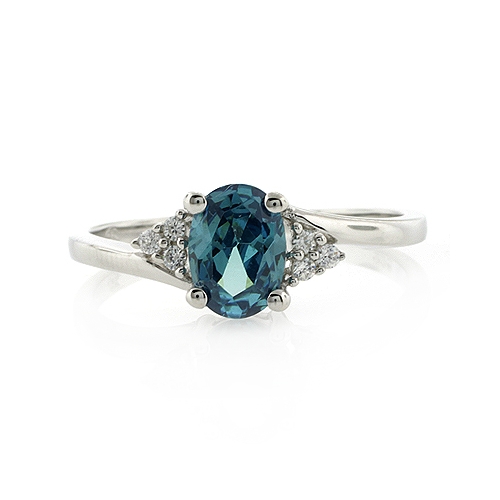 Anillo de Alejandrita Bicolor en Plata de Ley .925