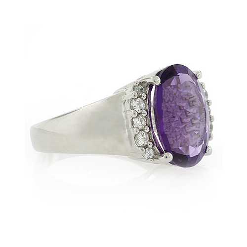 Anillo de Plata de Ley con Amatista