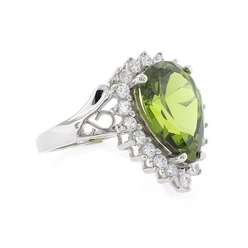 Anillo de Plata de Ley con Peridoto