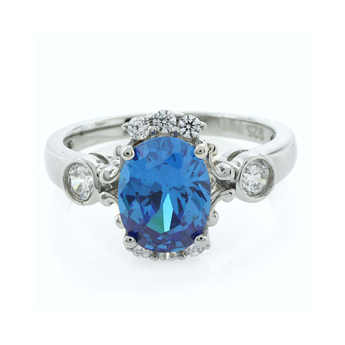 Anillo de Topacio Azul en Plata Esterlina
