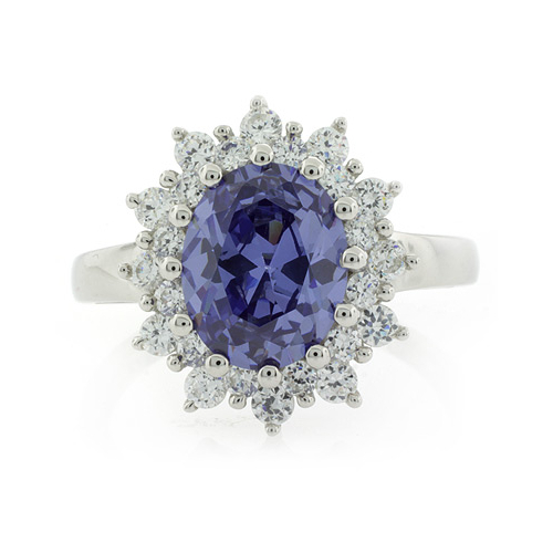 Hermoso Anillo de Plata con Tanzanita y Zirconias