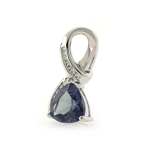 Dije de Plata Fina .925 con Alejandrita Bicolor ( Morado/Azul )