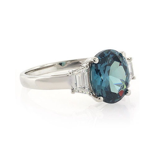 Anillo de Alejandrita ( Azul/Verde) en Plata .925
