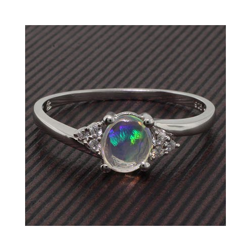 Anillo de Plata con una Pedra de Opalo de Fuego Genuino