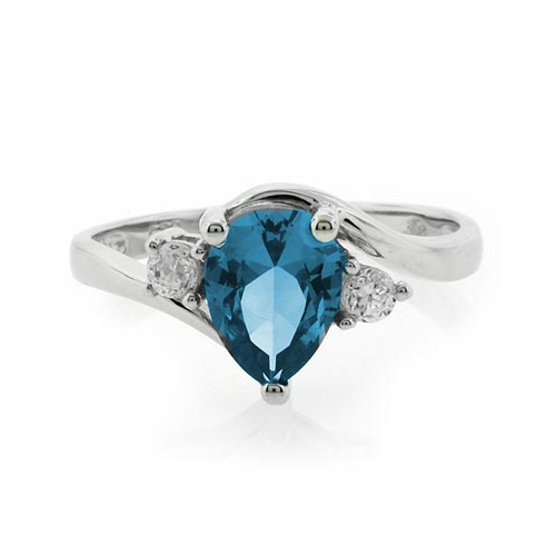 Hermoso Anillo de Topacio Azul