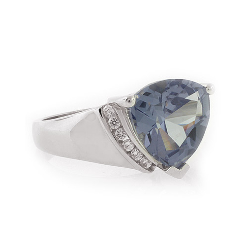 Anillo de Plata con Alejandrita y Diamantes Sintéticos