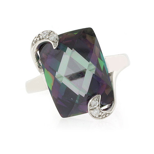 Magnifico Anillo de Plata .925 con Topacio Místico