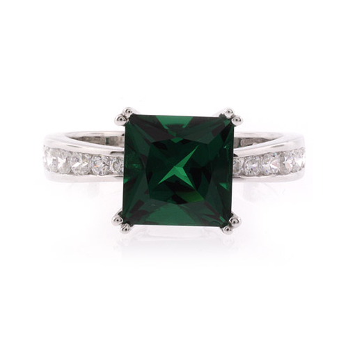 Anillo de Plata 925 con Esmeralda en Corte Cuadrado