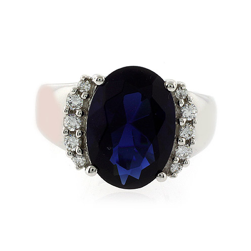 Anillo de Plata de Ley con Zafiro Azul