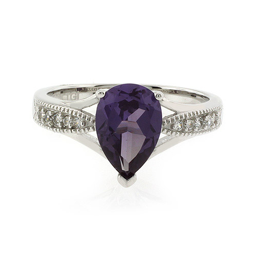 Anillo de Plata Fina con Alejandrita ( Morado/Rosa )