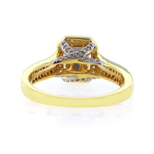 Anillo con Baño de Oro 14K y una Gema de Topacio