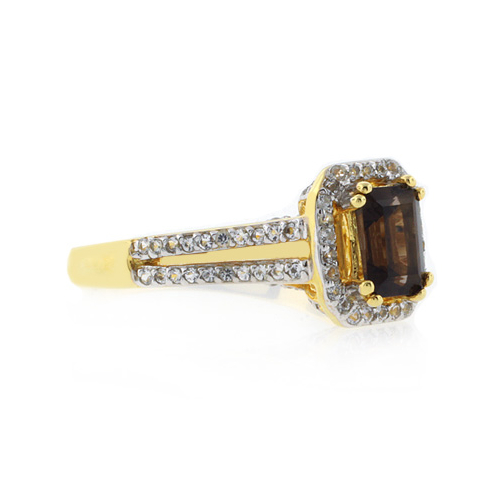 Anillo con Baño de Oro 14K y una Gema de Topacio