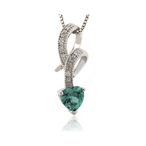 Precioso Dije de Corazón en Plata .925 con Alejandrita