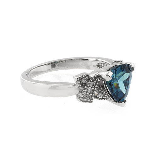 Anillo de Plata Fina de Ley con Alejandrita Azul a Verde