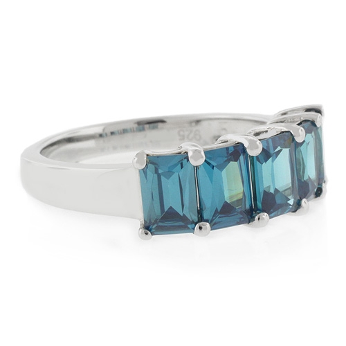 Anillo de Plata .925 con 5 Gemas de Alejandrita