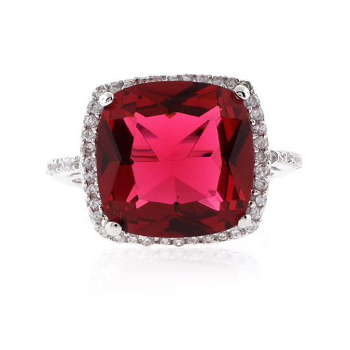 Anillo de Plata de Ley con Granate Rojo