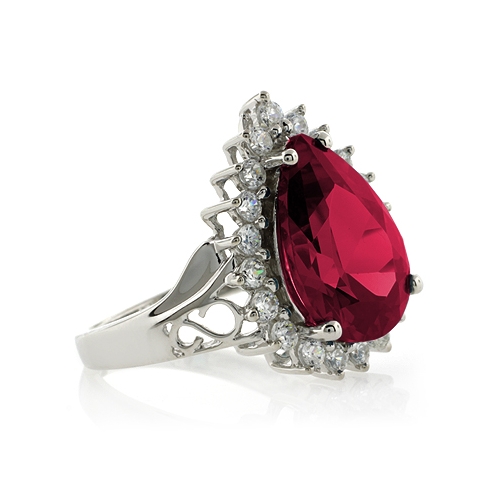 Anillo Elegante de Plata .925 con Rubi