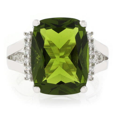 Anillo de Peridoto en Plata de Ley .925
