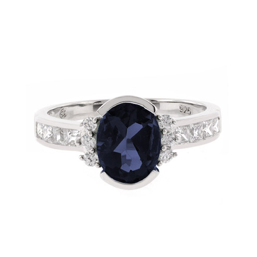 Anillo Hermoso de Zafiro Azul en Plata .925