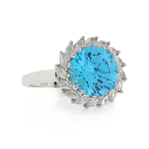 Anillo de Plata de Ley con una Gema de Topacio Azul