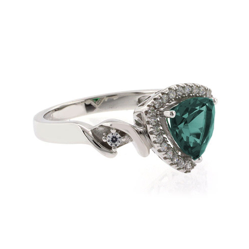 Anillo en Plata de Ley .925 con Alejandrita Bicolor