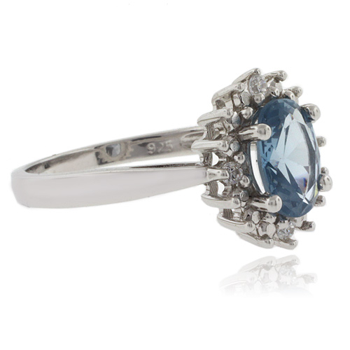 Hermoso Anillo de Plata Fina con Aguamarina