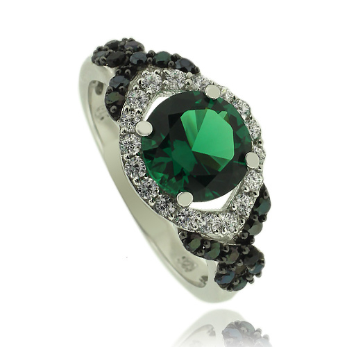 Hermoso Anillo de Plata con Piedra Preciosa de Esmeralda en Corte Redondo y Zirconias