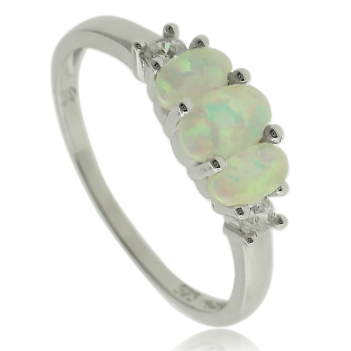 Anillo de Plata de Ley .925 con 3 Piedras de Ópalo Blanco y Zirconias