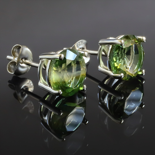 Aretes de Plata .925 con Turmalina Verde