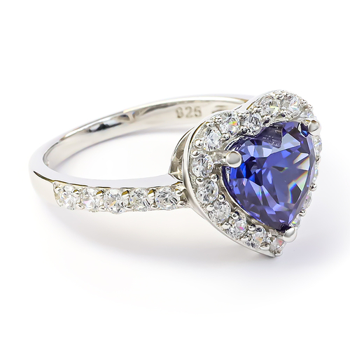 Anillo de Compromiso en Plata con Tanzanita Corazon