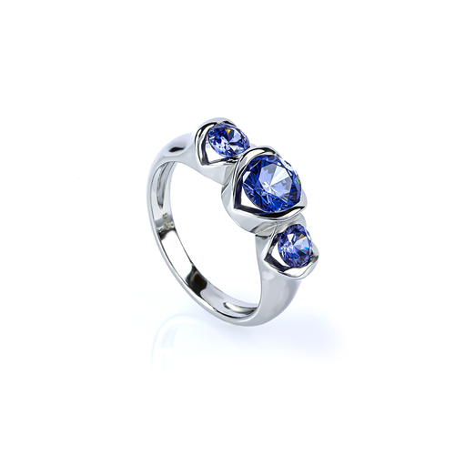 Anillo de Plata con 3 Piedras de Tanzanita