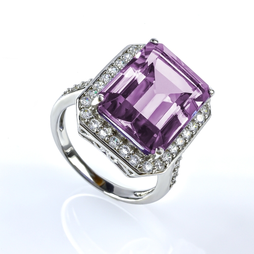 Grande Anillo de Alejandrita Cambia de Color Azul Morado