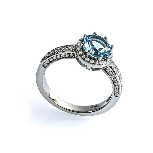 Hermoso Anillo de Aguamarina