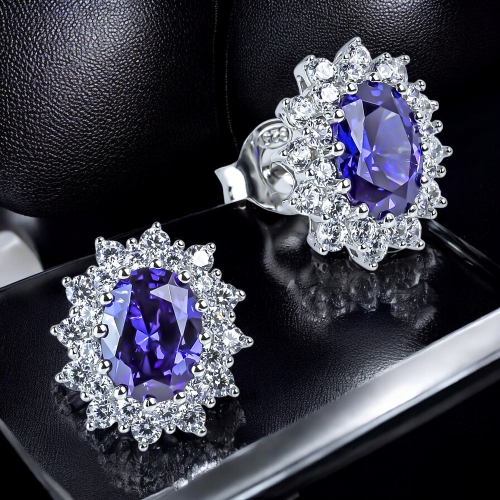 Hermosos Aretes de Tanzanita en Plata Fina .925