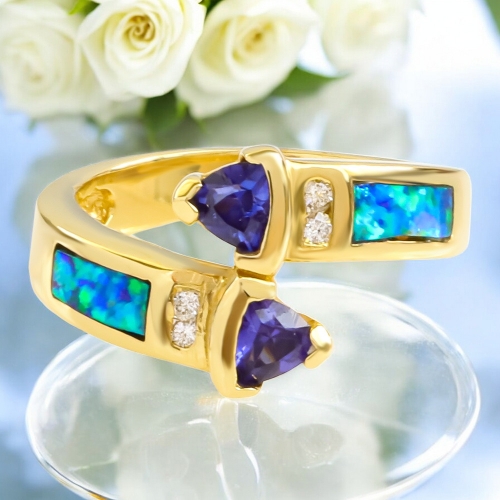 Anillo de Oro Solido de 14 kilates con Tanzanita